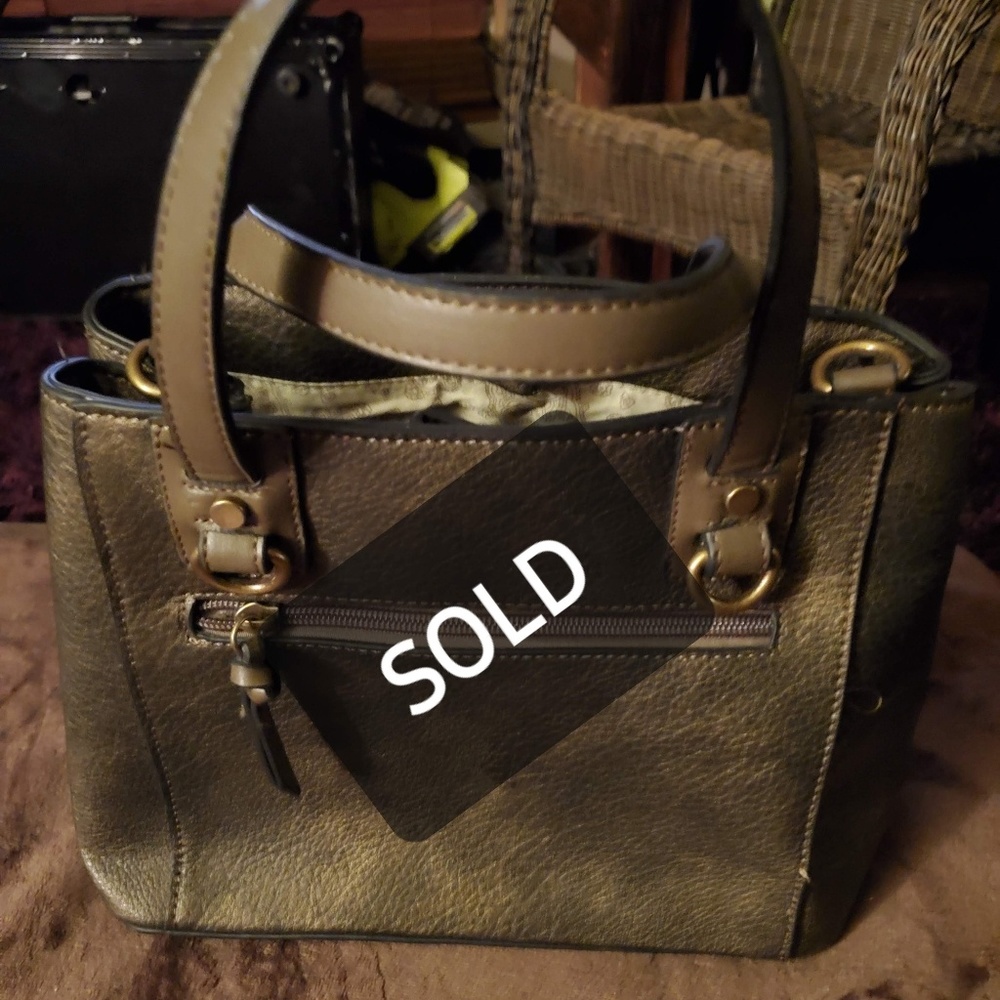 Leather Simply Noelle Fishtail Satchel